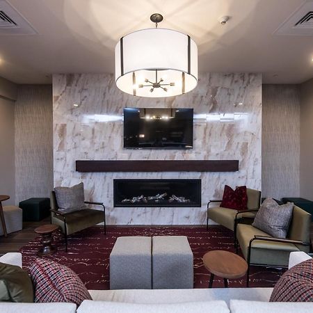 Hampton Inn & Suites Dobson Bagian luar foto