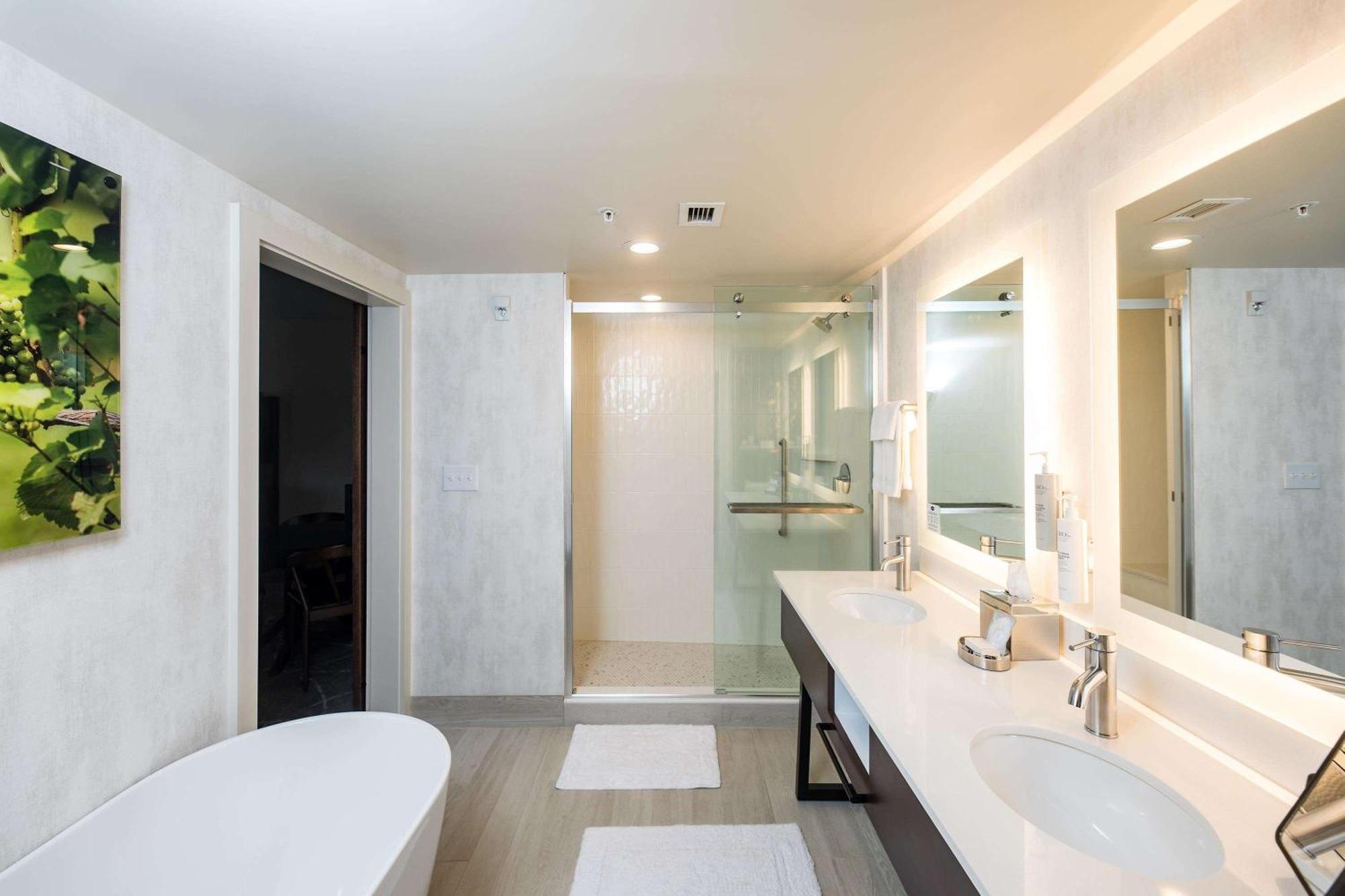 Hampton Inn & Suites Dobson Bagian luar foto